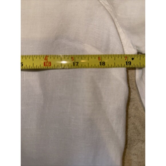 Talbot's Woman Collared  Button Down Irish Linen shirt  Sz M Beach Old Money - Picture 7 of 7